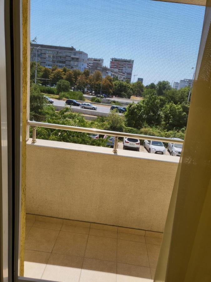 Apartamenti Ivaia Apartment Варна Екстериор снимка