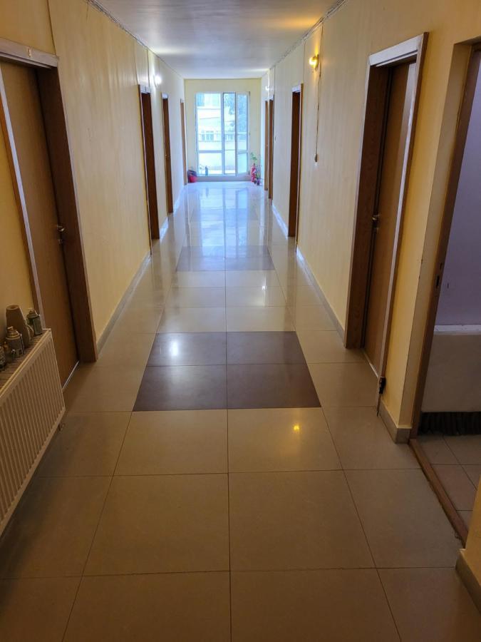 Apartamenti Ivaia Apartment Варна Екстериор снимка